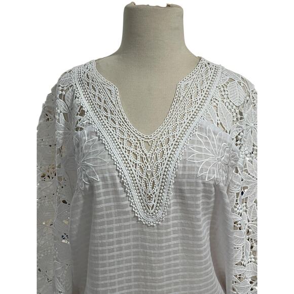 Chicos NWT Size 2 Womens Large Alabaster Floral Lace Sleeve Blouse MSRP $109 - Picture 2 of 7